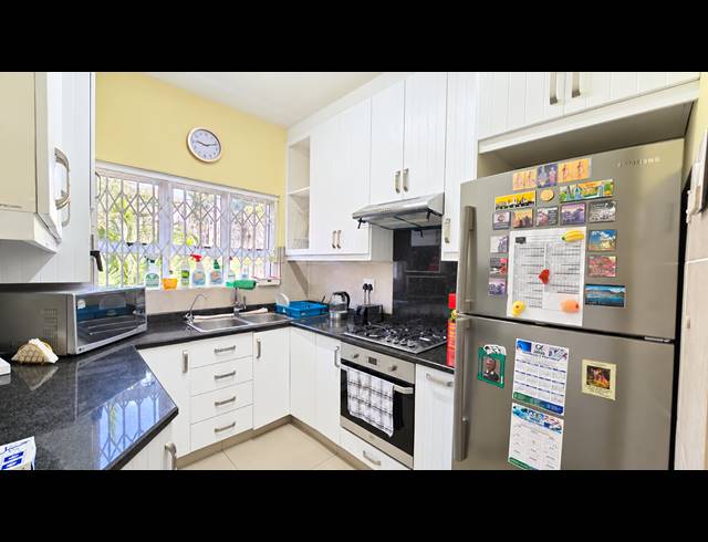 2.5 BEDROOM APARTMENT FOR SALE IN GLENWOOD